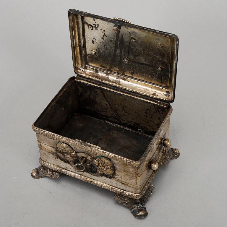 A silver box, mark of Ludwik Nast, Warszaw. 19th century.