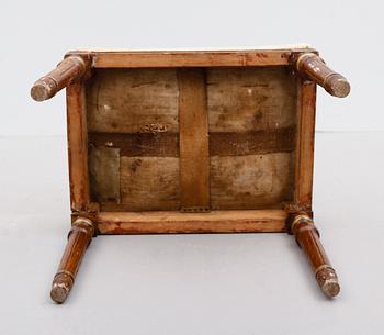 TABURETT, 1800-talets första hälft.