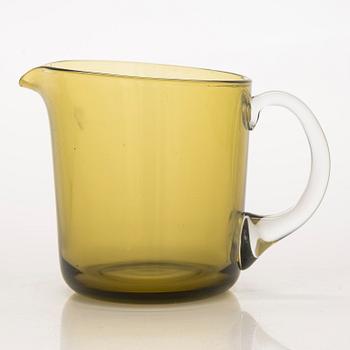 Kaj Franck, a '5601' pitcher and six '5023' drinking glasses for Nuutajäri Notsjö.