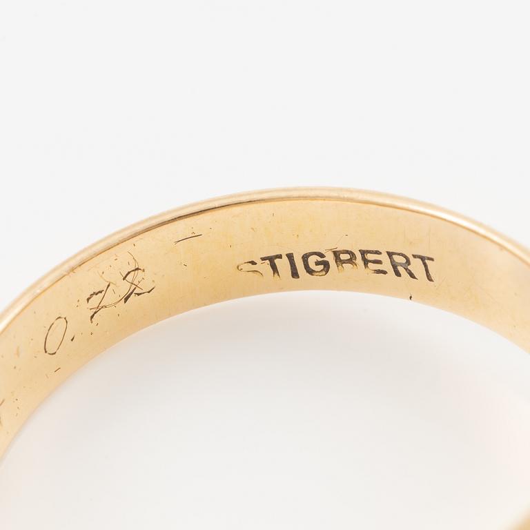 Ring in 18K gold set with round brilliant-cut diamonds, Stigbert.