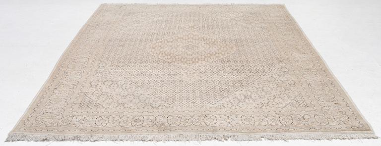 Matta, orientalisk, ca 315 x 203 cm.