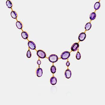 An amethyst necklace.