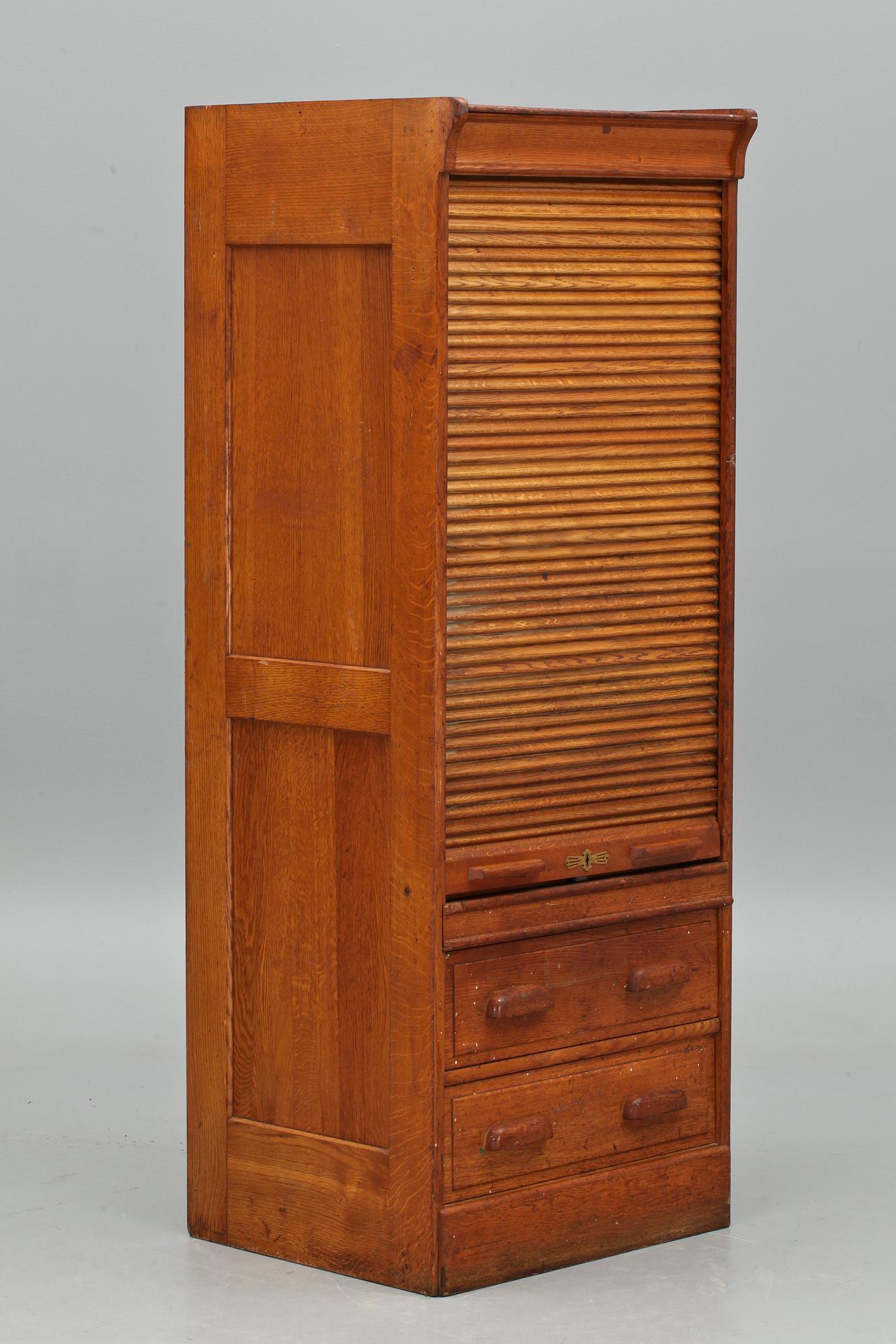 ARKIVSKÅP, jugend. 1900-talets början.