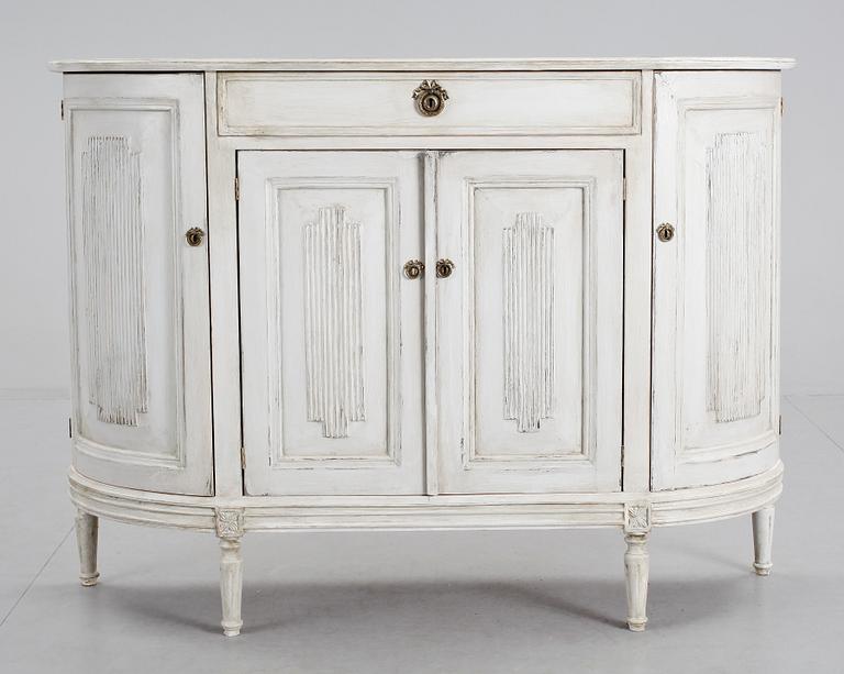 SKÄNK, gustaviansk stil, 1900-talets andra hälft.