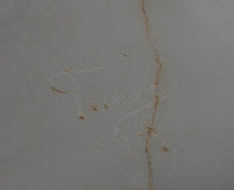 SKULPTUR, alabaster, sign.