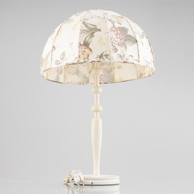 Josef Frank, a model 2563 table light, Firma Svenskt Tenn.