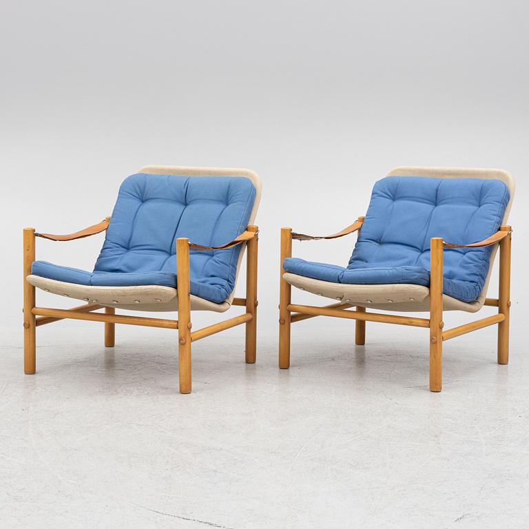 Bror Boije, armchairs, a pair, 'Junker"', Dux, second half of the 20th century.