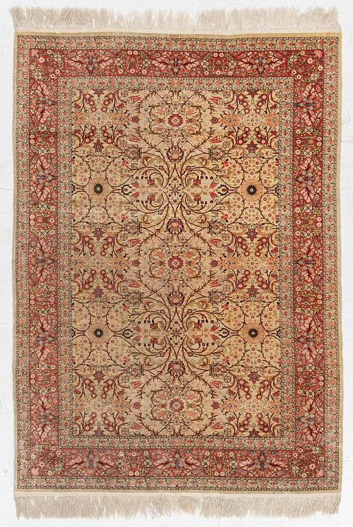 Matta, Hereke, silk, ca 148 x 105 cm.