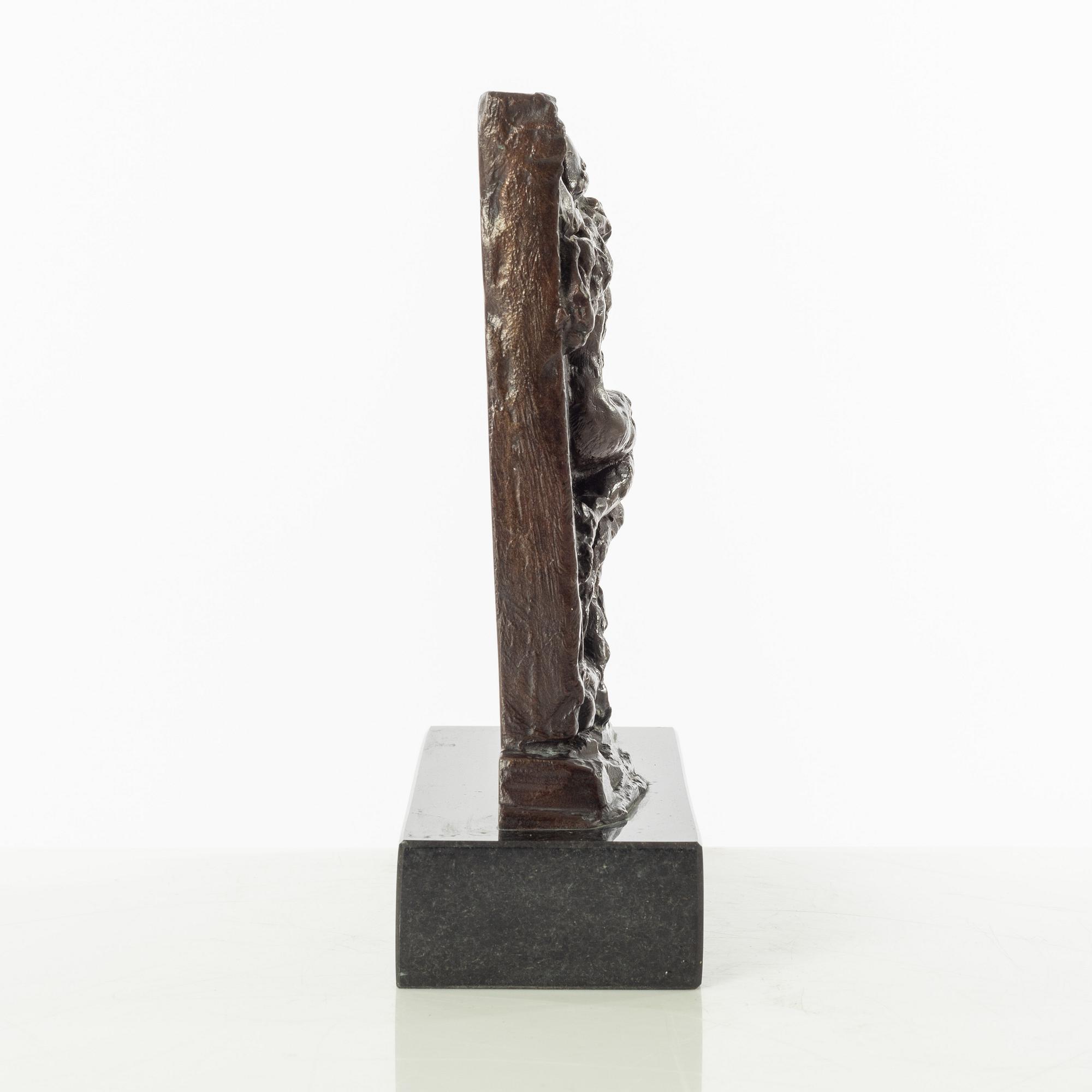 Gudmar Olovson, relief/skulptur. Signerad. Numrerad. Gjutarstämpel. Brons, total höjd 20 cm, längd 16 cm.