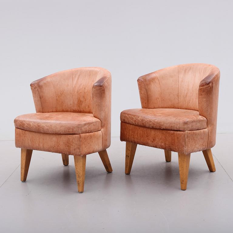 FÅTÖLJER, 1 par, 1900-talets andra hälft.