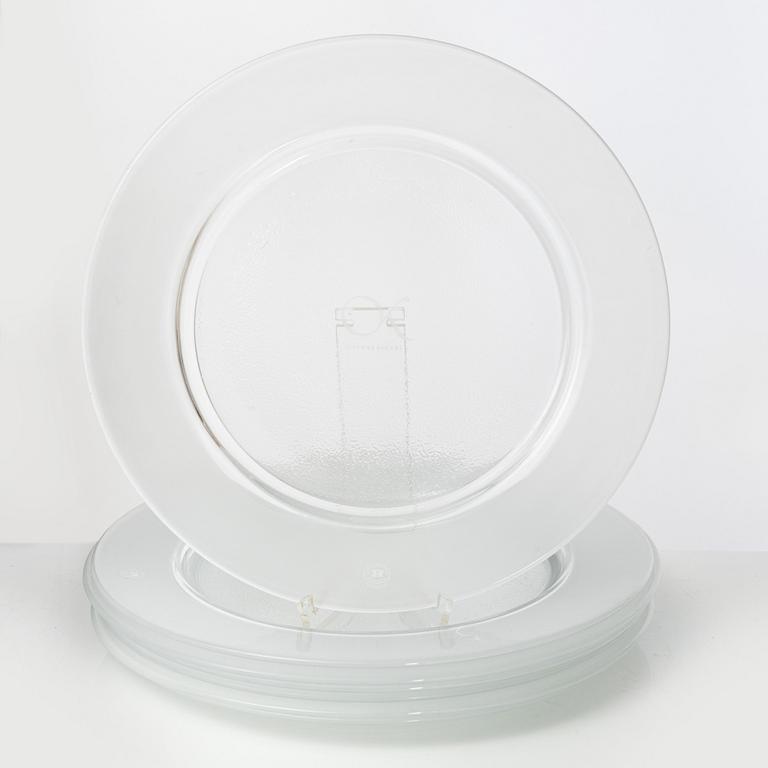 Reijmyre Glasbruk, mattallrikar 7 st, samt karaff, för Operakällaren.