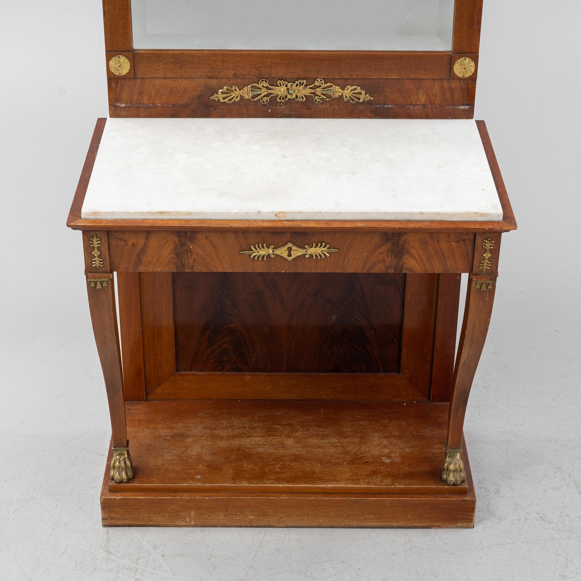 Spegel med konsolbord, empirestil, 1900-talets början.
