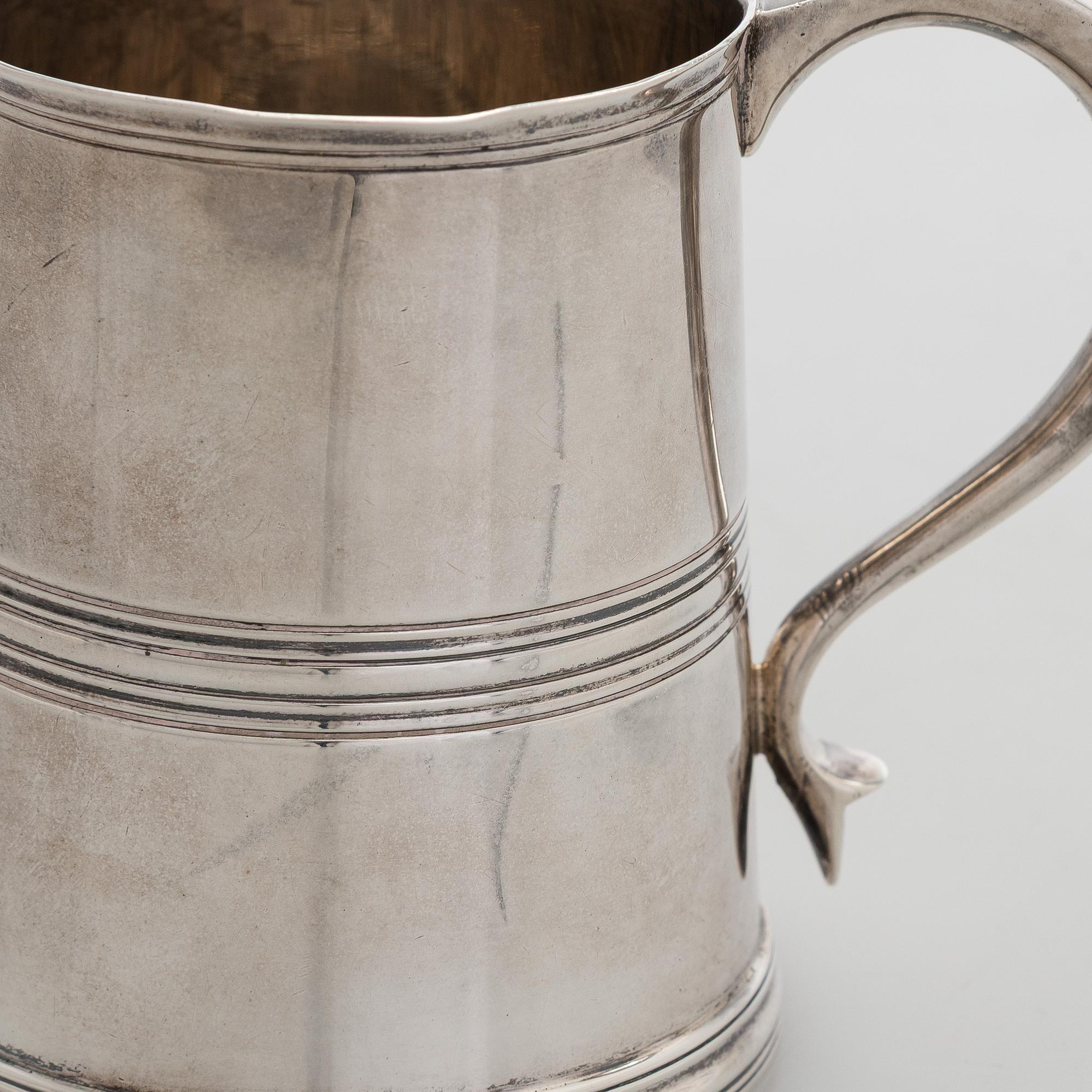 Mugg, sterlingsilver, Garrard & Co Ltd, Sheffield 1961.