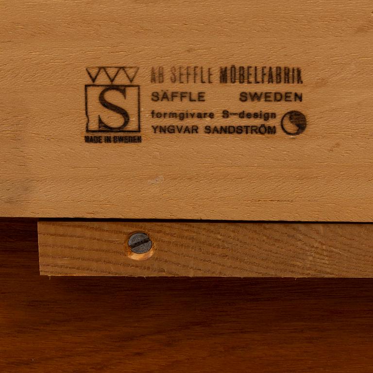 A 1960s coffee table by Yngvar Sandström, Seffle Möbelfabrik.