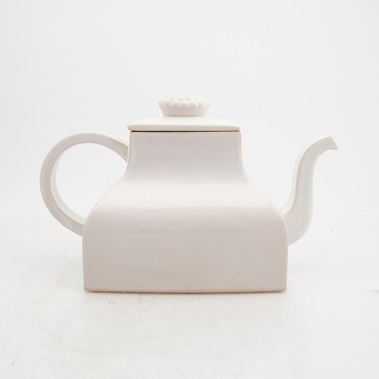 Signe Persson-Melin, a glazed ceramic teapot, signed by hand and numbered 23/100.