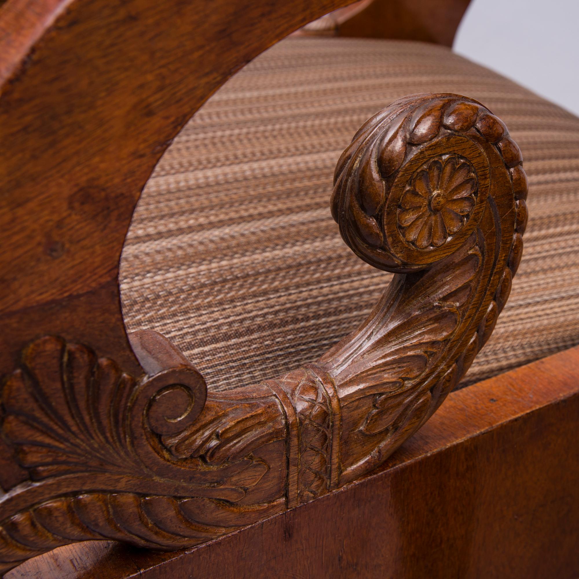 KARMSTOLAR, ett par, biedermeier, Ryssland 1820-1840.