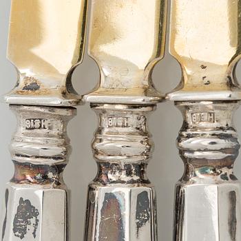 A set of 12 silver fruit knives, Suomen Kultaseppä Oy, Turku 1926.
