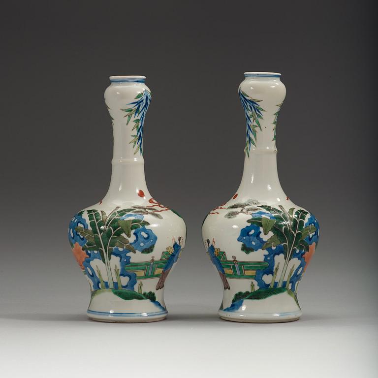 A pair of wucai vases, Republic, with Chenghuas six character mark.