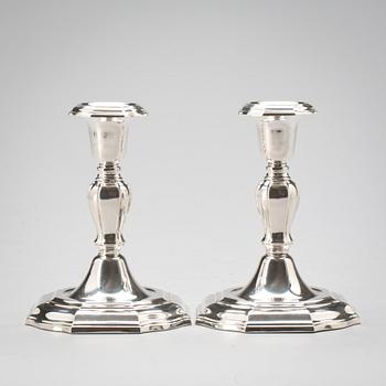 LJUSSTAKAR, ett par, sterlingsilver, C G Hallberg, Stockholm. 1958.