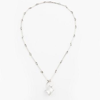 Wiwen Nilsson, a necklace, sterling silver with step-cut rock crystal, Lund 1974.