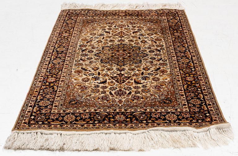Carpet, silk Ghom, approx. 155 x 93 cm.