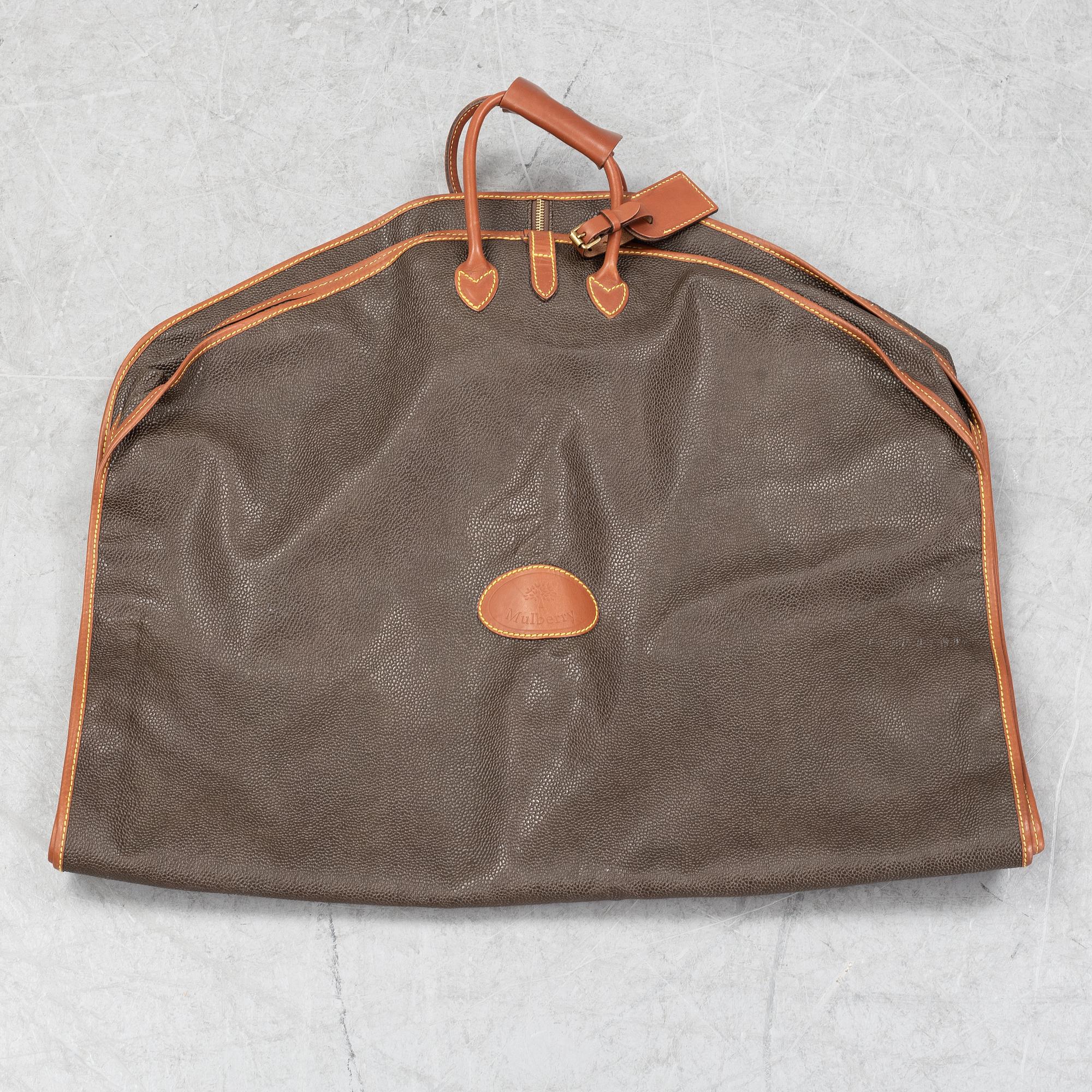 Mulberry, garment cover.