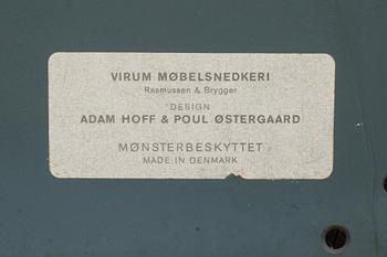 KLÄDHÄNGARE, Adam Hoff, Poul Östergaard, Virum Möbelsnedkeri Rasmussen & Brygger.