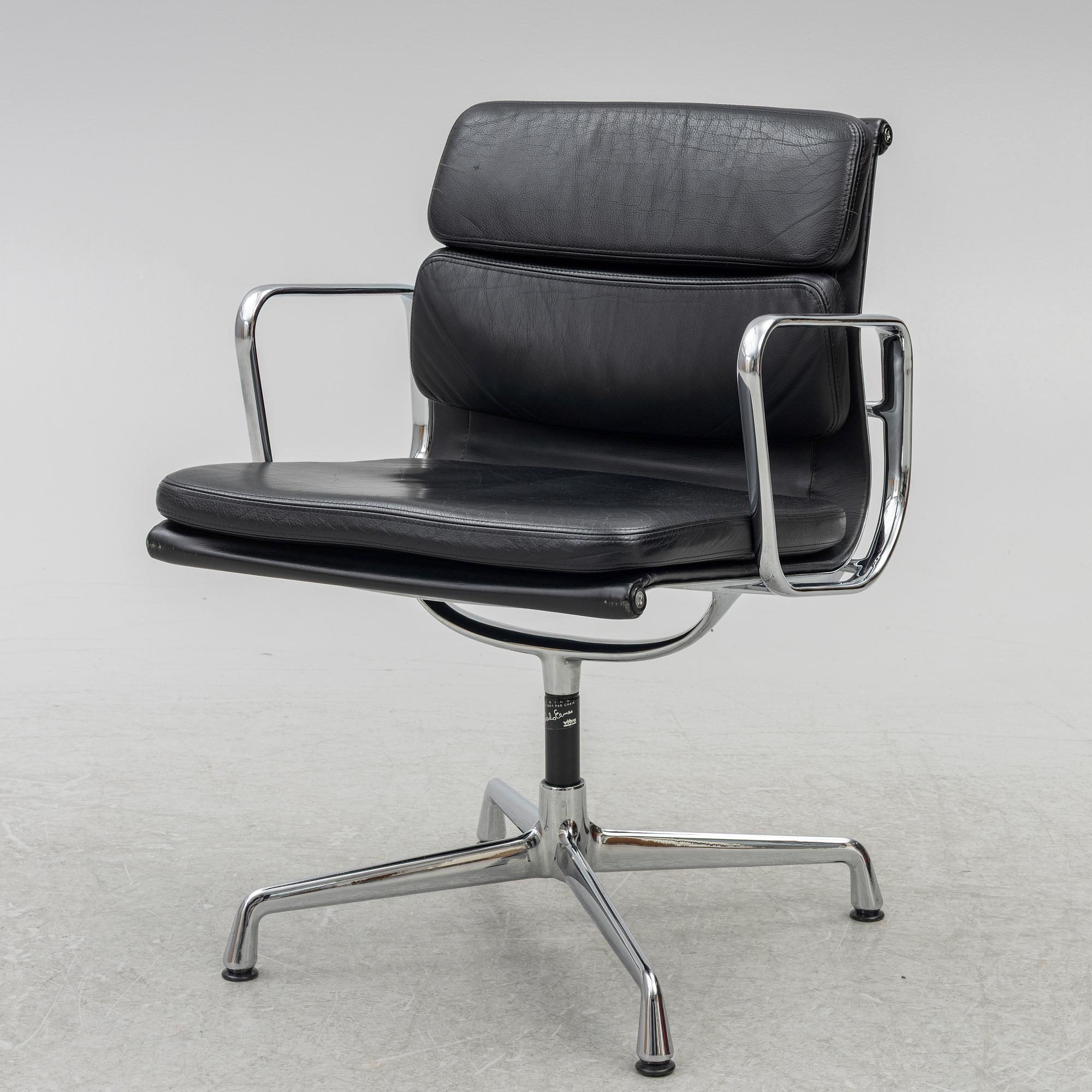Charles & Ray Eames, an 'EA208 Soft Pad Chair' swivel chair, Vitra, 2010's.