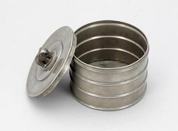 BURK MED LOCK, tenn. CG Hallberg, Stockholm 1934.