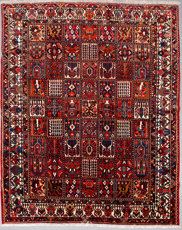 MATTA, Bakhtiari, ca 375 x 295 cm.