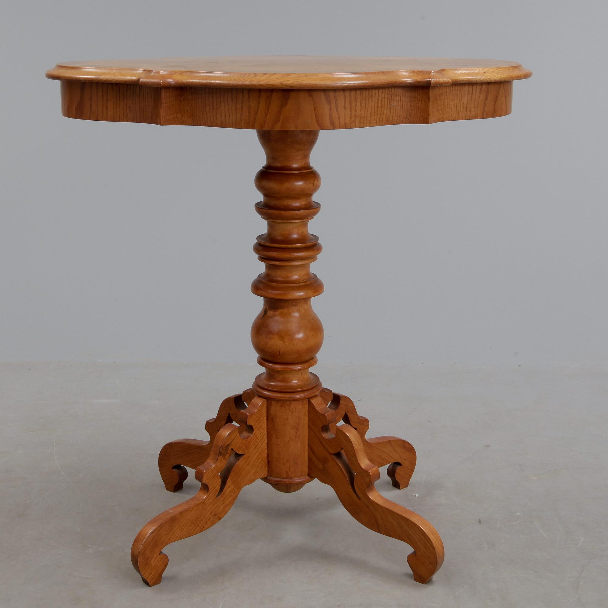 PELARBORD, nyrokoko, 1800-talets slut.