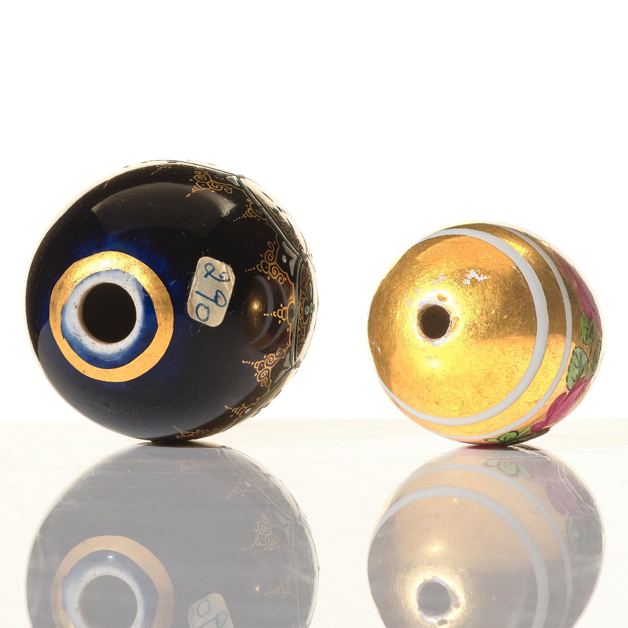 Two Russian porcelain Easter Eggs, 19th Century, presumably Imperial Porcelain Manufactory, St Petersburg.