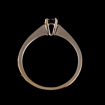 RING, 18k vitguld med briljantslipad diamant, ca 0,25 ct, utländska stämplar. Vikt 5 g.