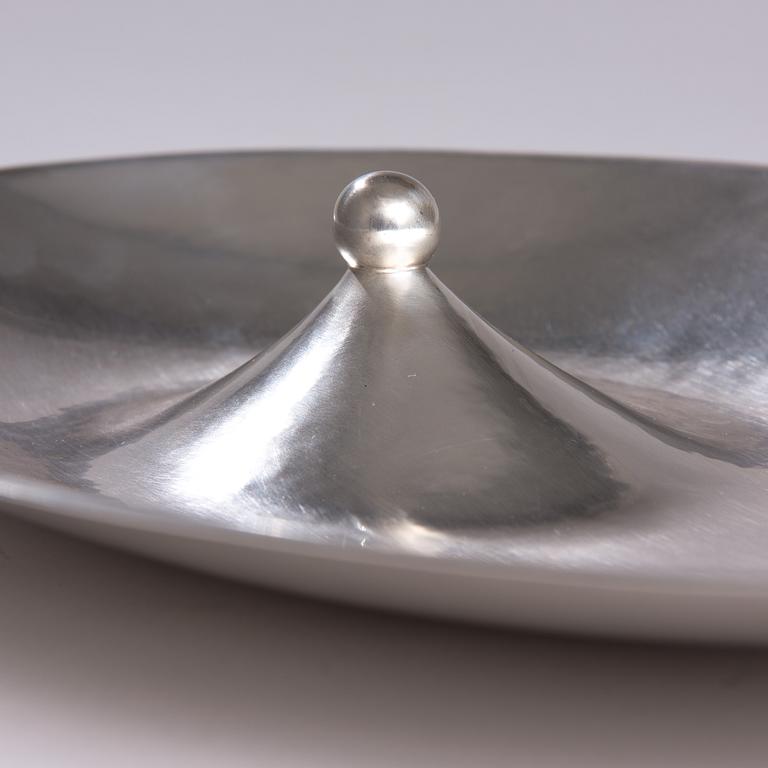 TAPIO WIRKKALA, BOWL, sterling silver, signed TW Kultakeskus 1958.