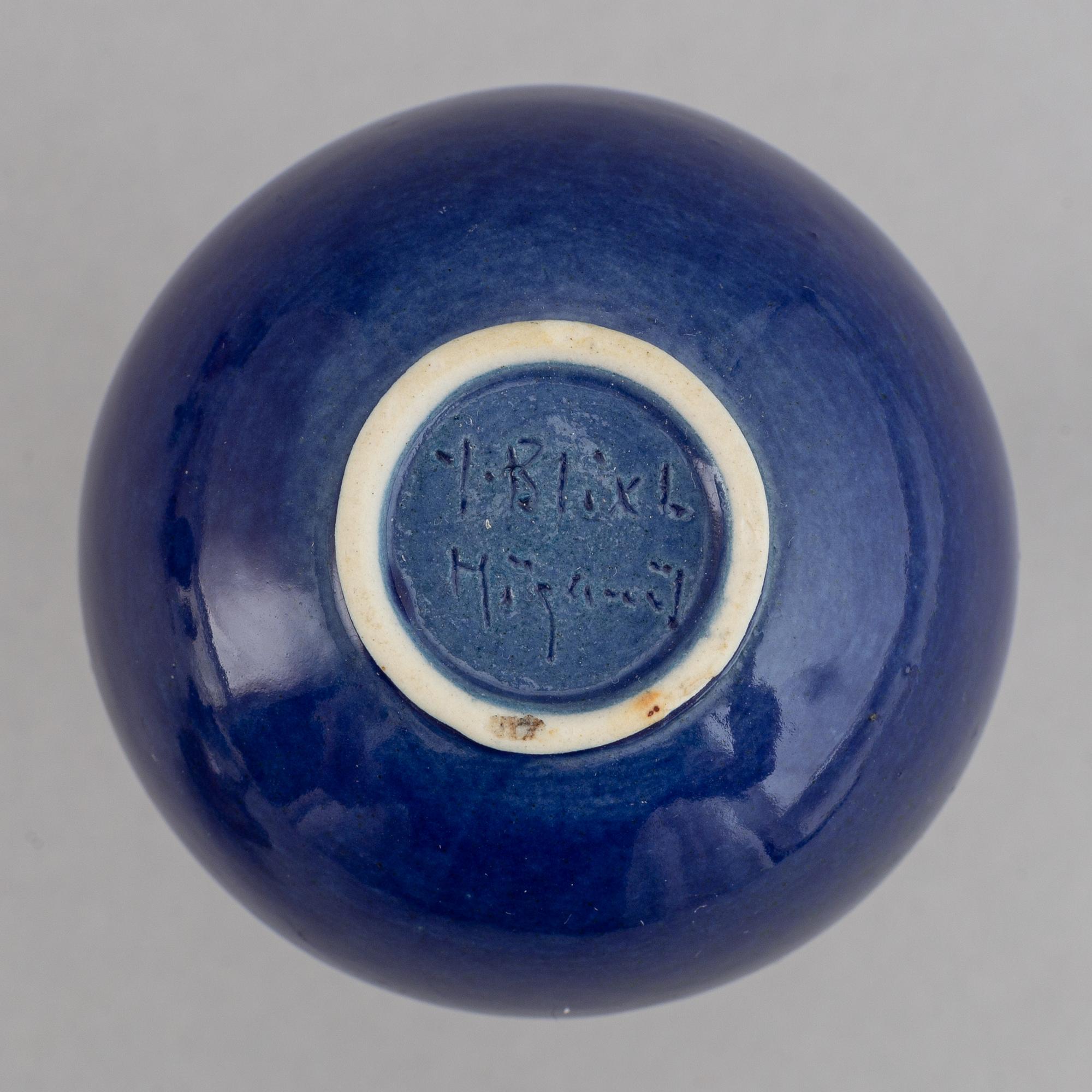 A set of seven stoneware vases, including Bertil Lundgren, Rörstrand, Klase Keramik, Gunnar Anderson and  Yngve Blixt.