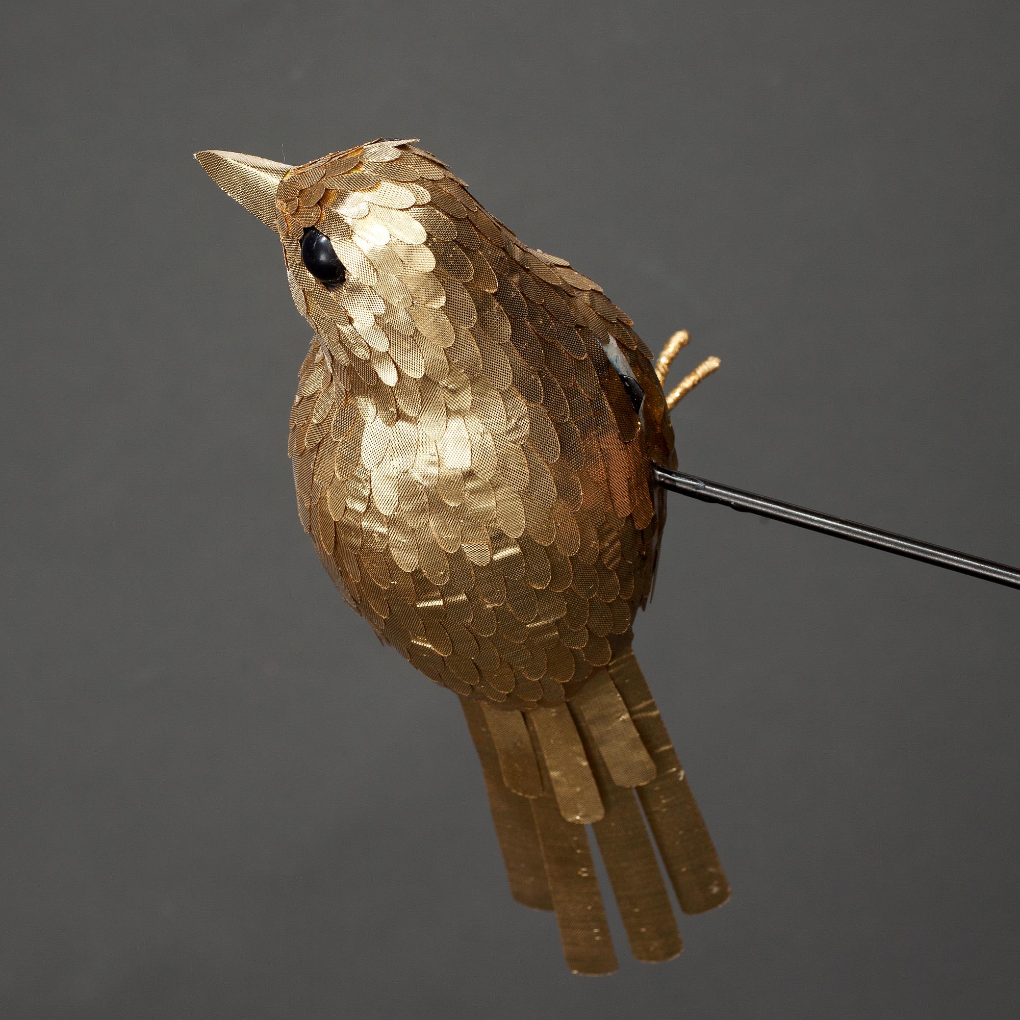 GULDFÅGEL, "Linda", NK 2013, JoAnn Tan Studio.
