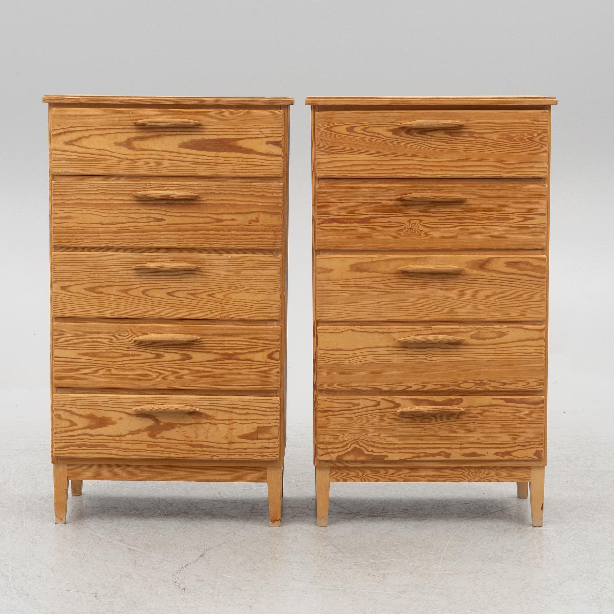 Dressers, a pair, second half of the 20th century.