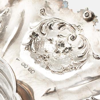 SKÅL PÅ FOT, silver, eng stämplar, Robert Henell III, London 1841 samt sve stämplar, Gustaf Möllenborg, Stockholm, 1842.