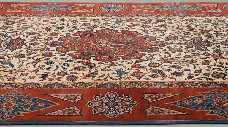 MATTA, semiantik Isfahan, ca 227 x 152,5 cm (samt kortsidorna med ca 1½ respektive ½ cm slätväv).