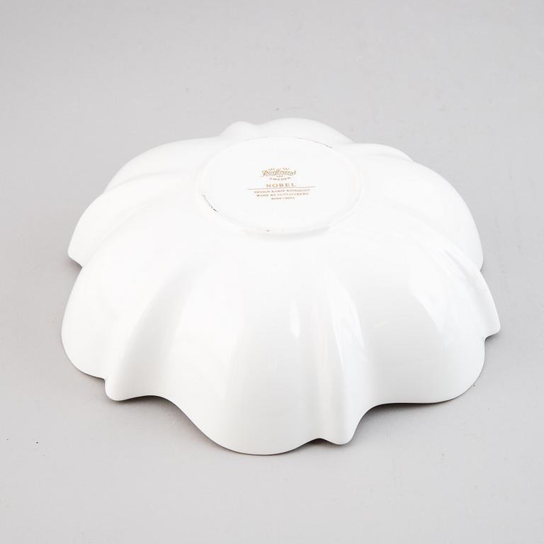 Karin Björquist, a 6-piece 'Nobel' bone china service, Rörstrand.
