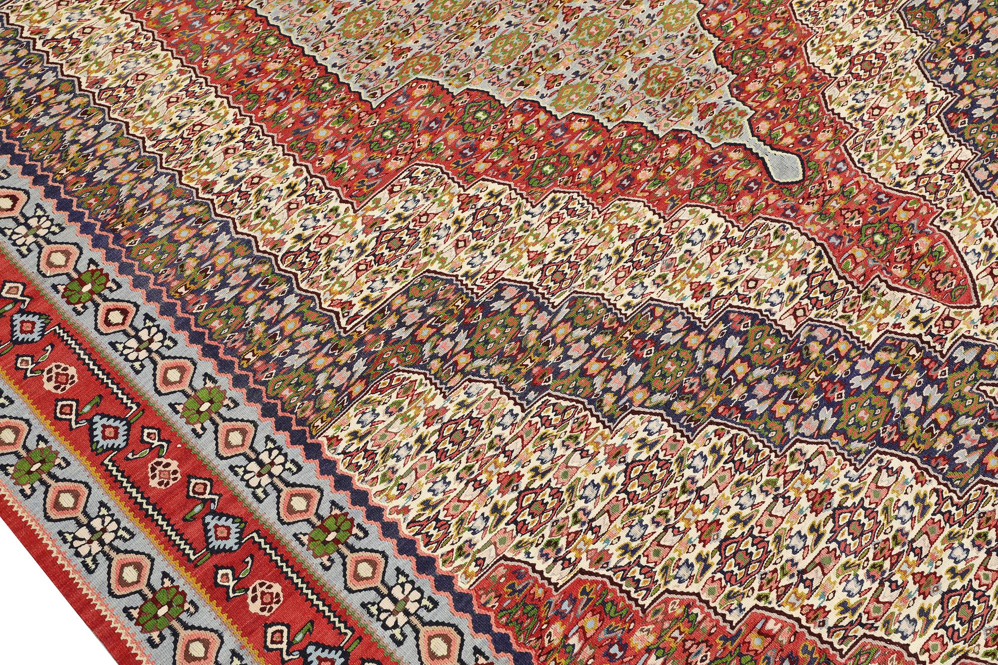 Matta, Kelim, Senneh, ca 306 x 196 cm.