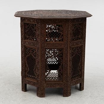 Rökbord, Orientalisk, 1900-tal.