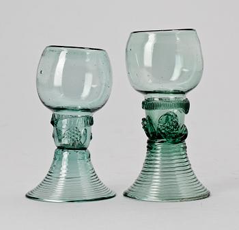 REMMARE, 2 st, glas, 1600-tal.