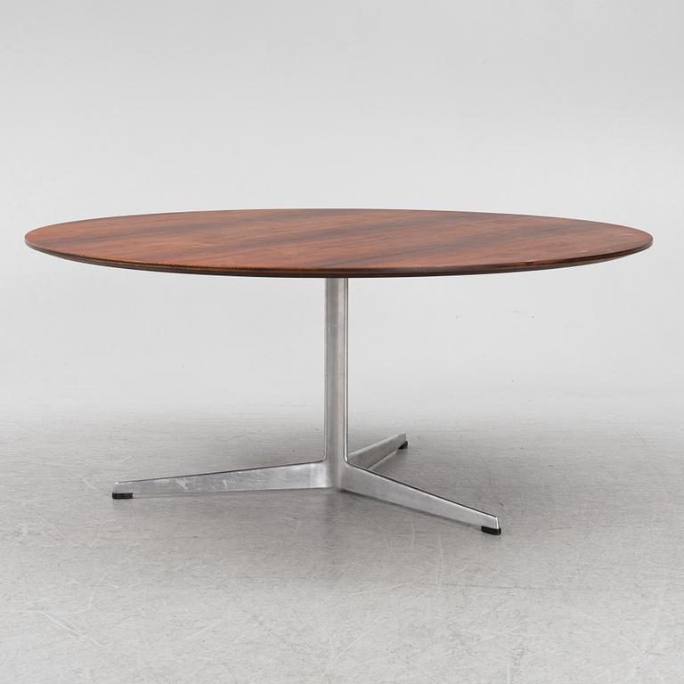 Arne Jacobsen, coffee table, Model No. 0565, 1950s-60s, Fritz Hansen.