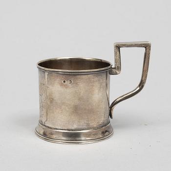 Teglashållare, silver, kontrollmästarstämpel A. Skovronsky, Moskva 1896.