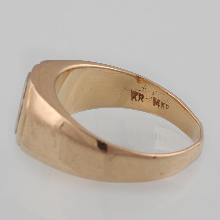 RING, 14K guld med briljantslipad diamant ca 0.80 ct. Vikt 9,4 gram.