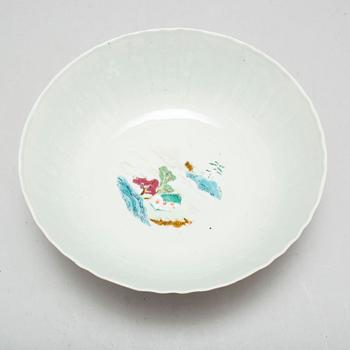 A YONGZHENG BOWL, Qing dynasty, 18th century.