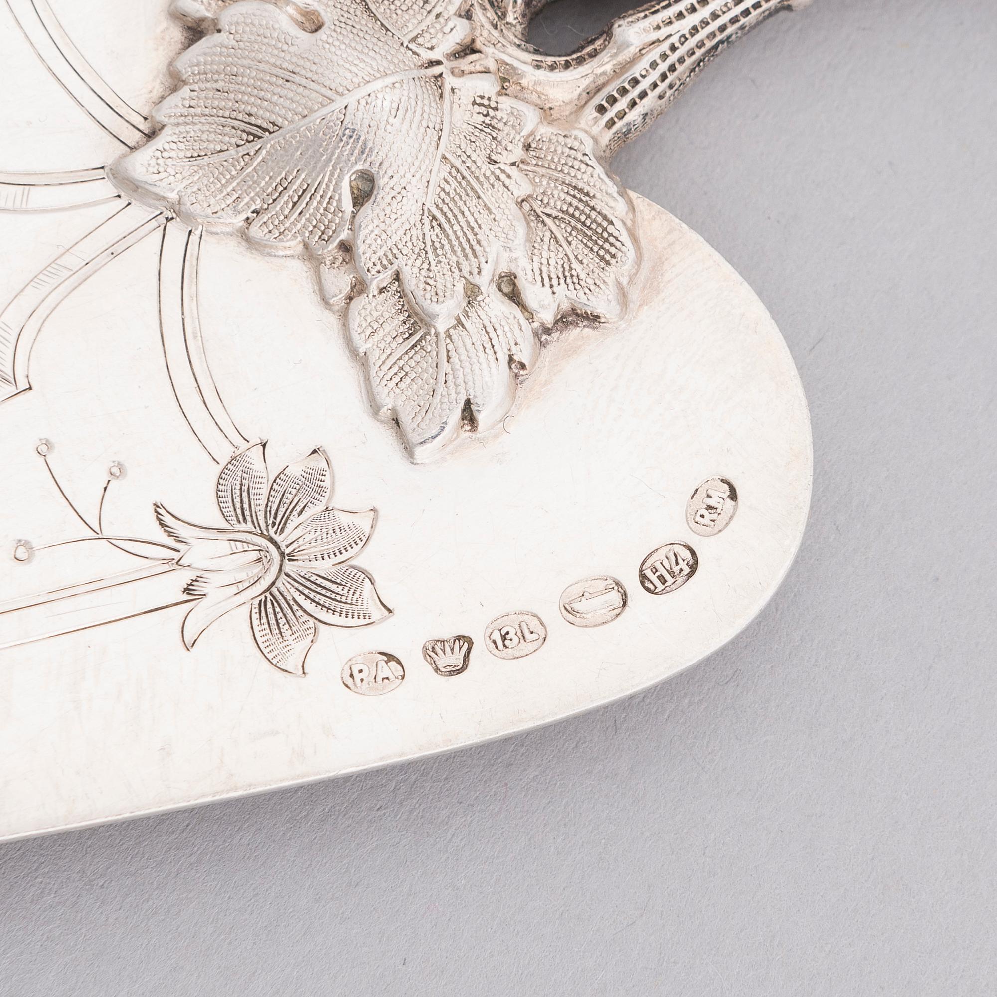 PETTER AIRAKSINEN, A silver cake/ pie server, for R. Mellin, Helsinki 1889.