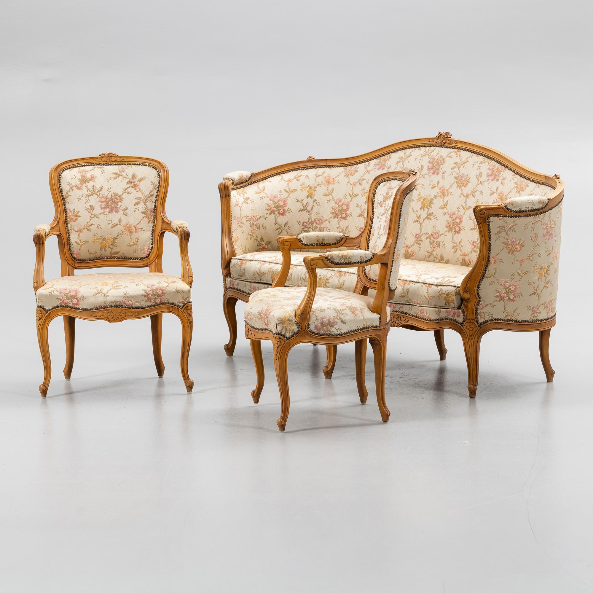 Salon suite, 4 pieces, Louis XV style, 20th century.