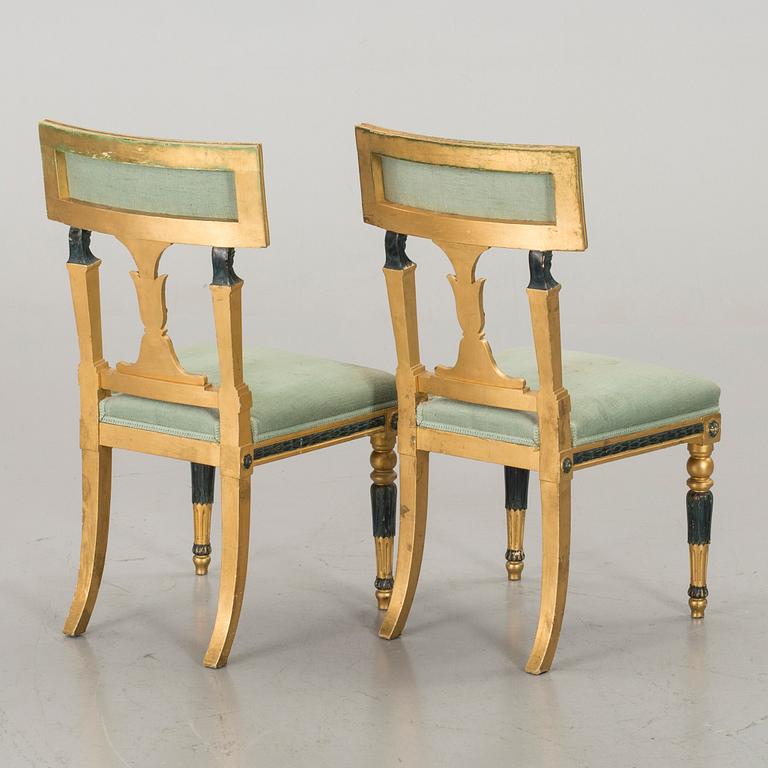 A PAIR OF LATE GUSTAVIAN STYLE CHAIRS EARLY 20TH CENTURY,